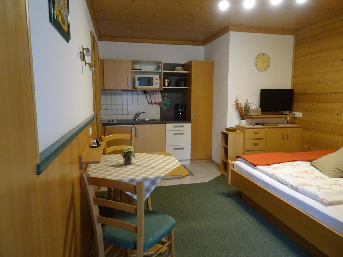 Ferienwohnungen Niederacher Fieberbrunn Buitenkant foto